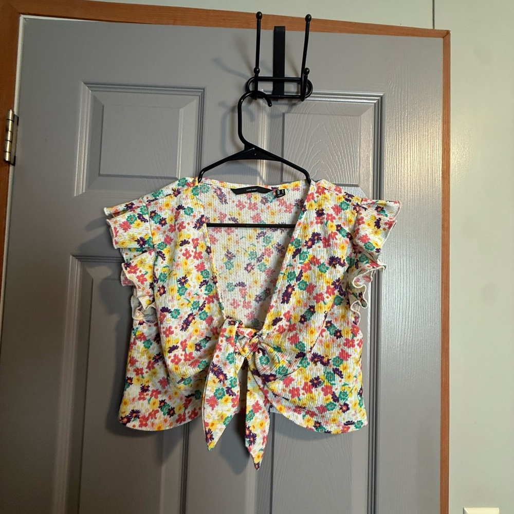 Vero Moda Floral Tie-Front Blouse Ruffle Sleeves- Size M Crop Top